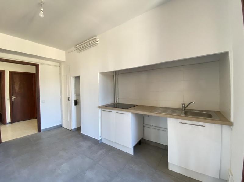 Appartement - 111 m² - 3 pièces