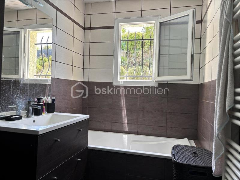 Villa - 92 m² - 5 pièces