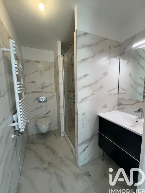 Appartement - 90 m² - 4 pièces