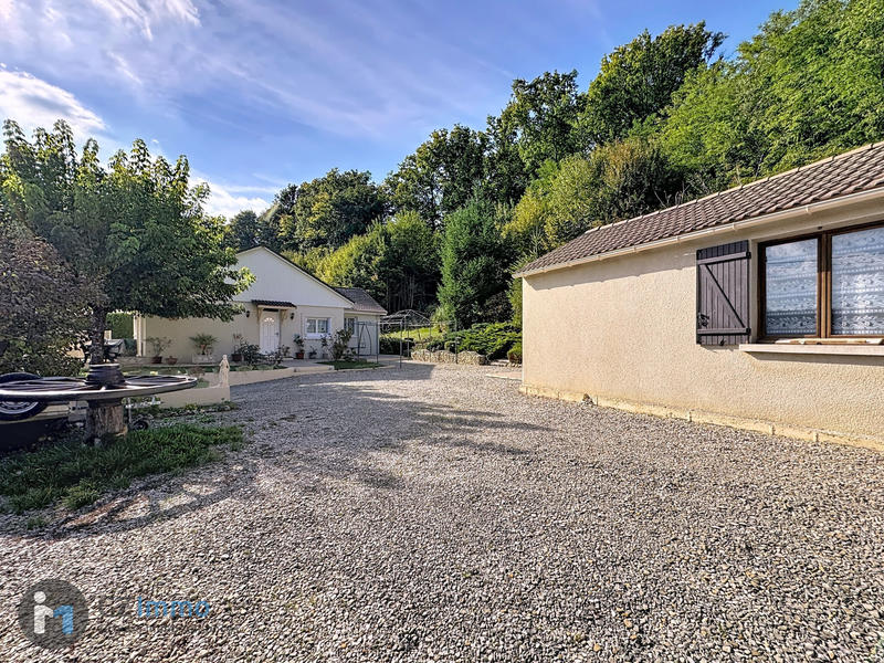 Maison - 92 m² - 5 pièces