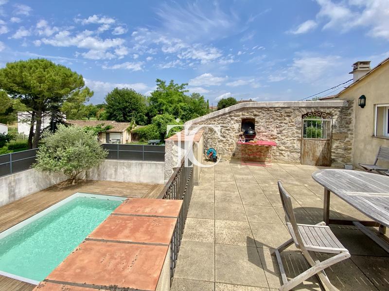 Maison - 272 m² - 8 pièces