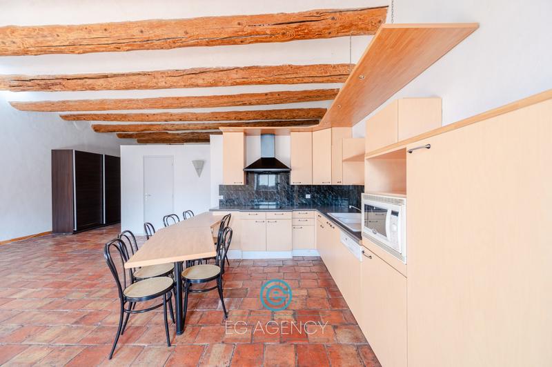 Appartement - 101 m² - 3 pièces