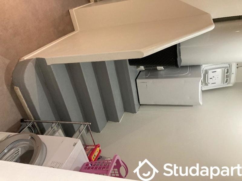 Chambre - 11 m² - 1 pièce