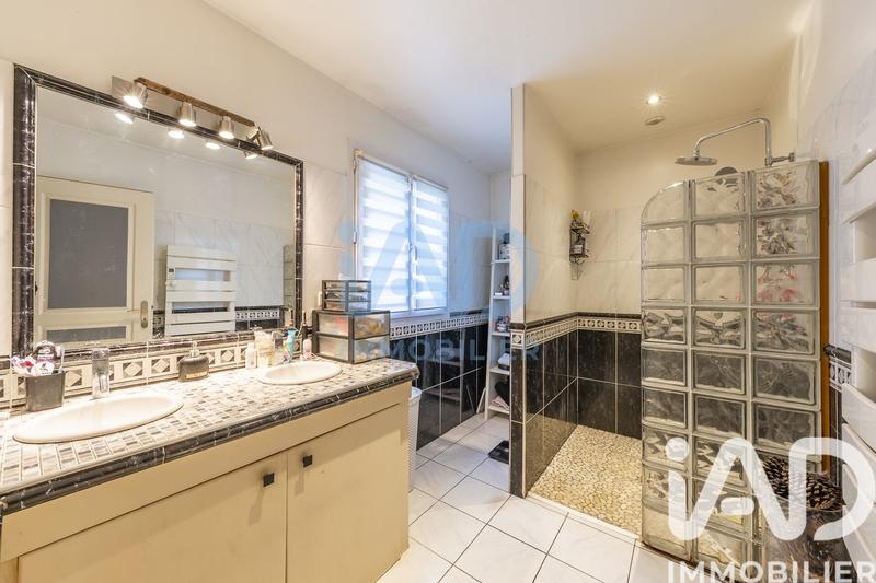 Maison - 130 m² - 6 pièces