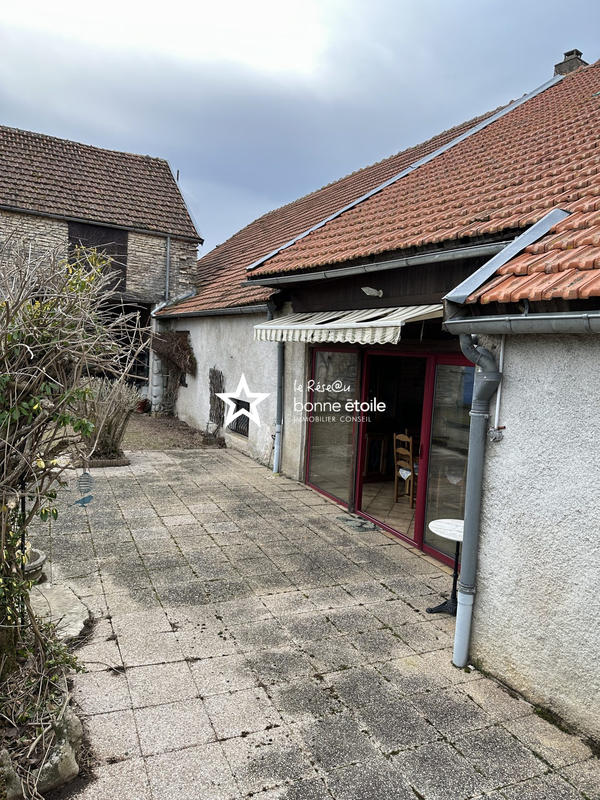 Maison - 163 m² - 6 pièces