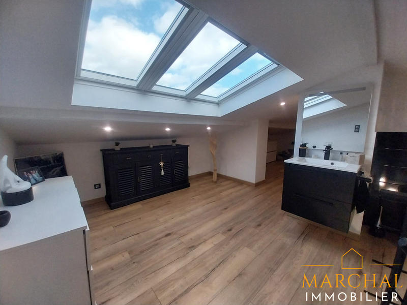 Maison - 180 m² - 7 pièces