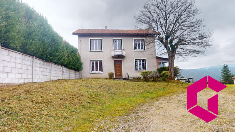 Maison - 140 m² - 5 pièces