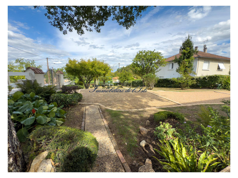 Maison - 153 m² - 6 pièces