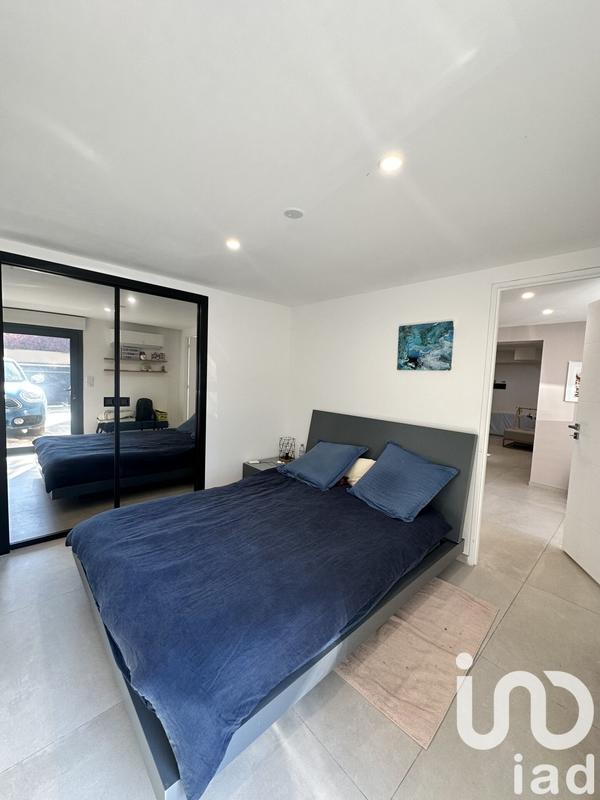 Maison - 236 m² - 8 pièces