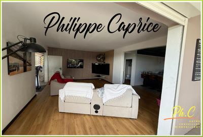 Maison - 199 m² - 9 pièces