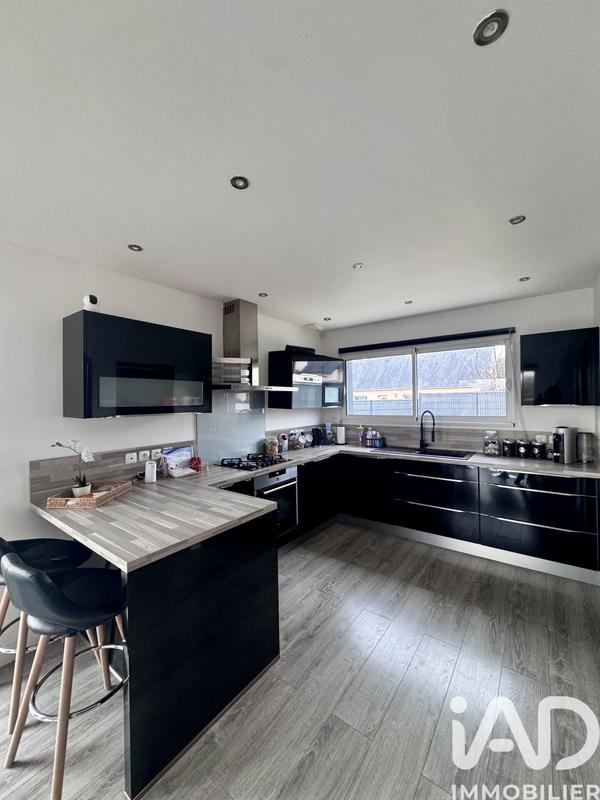 Maison - 118 m² - 5 pièces