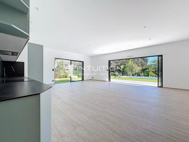 Maison - 160 m² - 4 pièces