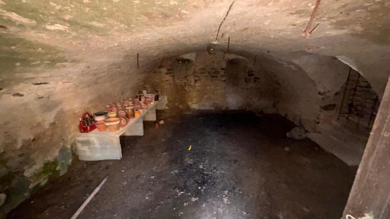 Maison - 450 m² - 7 pièces