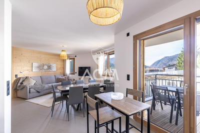 Appartement - 90 m² - 4 pièces