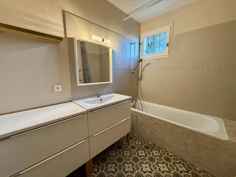 Appartement - 120 m² - 5 pièces