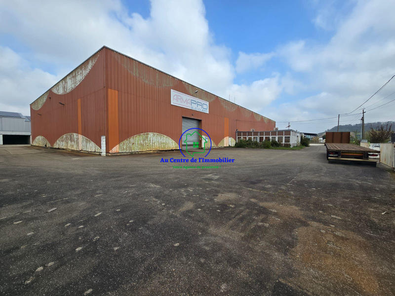 Local d'activités - 3 150 m²