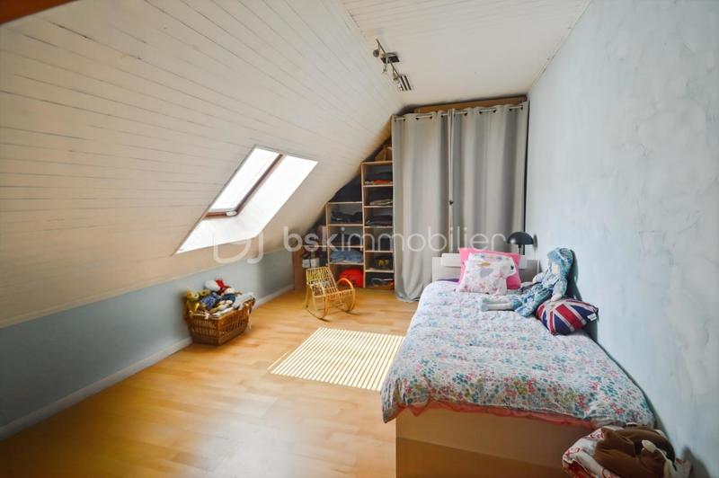 Maison traditionnelle - 171 m² - 5 pièces