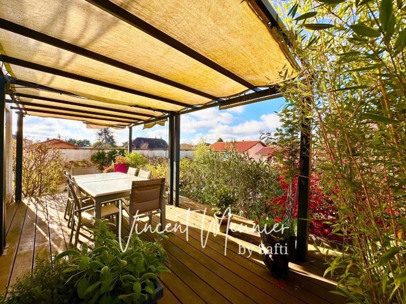 Maison - 105 m² - 5 pièces