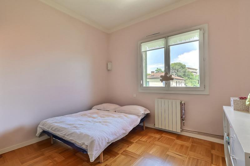 Maison - 143 m² - 6 pièces