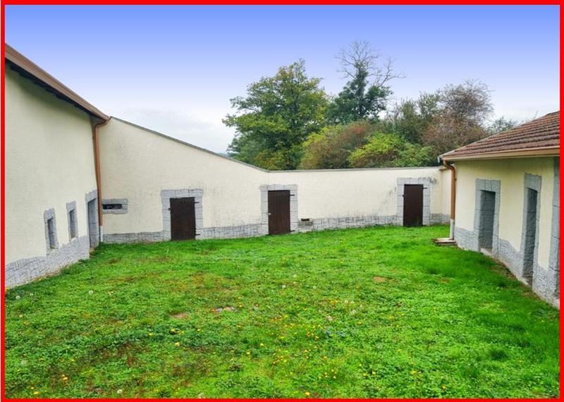 Corps de ferme - 230 m² - 9 pièces