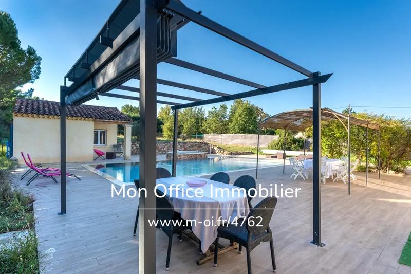 Villa - 200 m² - 7 pièces