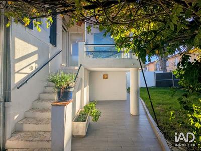 Maison - 174 m² - 6 pièces