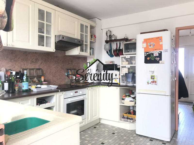 Maison - 90 m² - 6 pièces