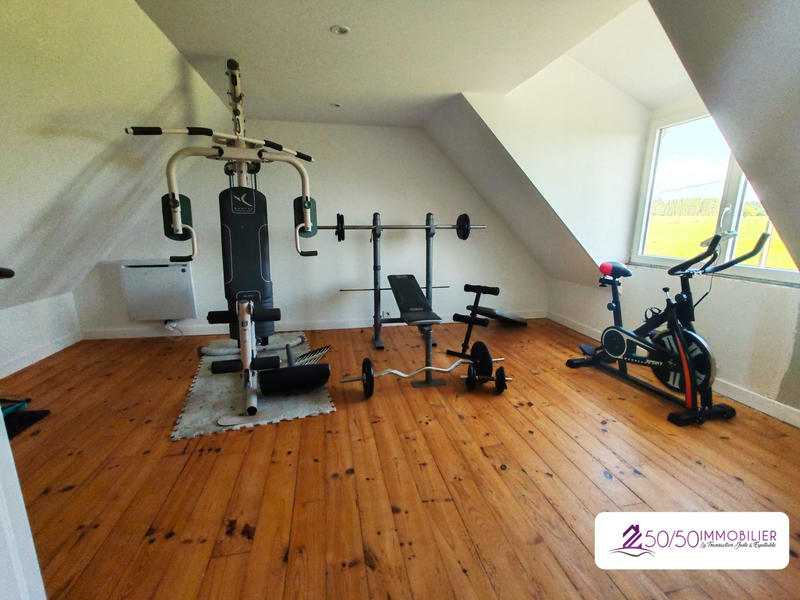 Maison - 140 m² - 6 pièces