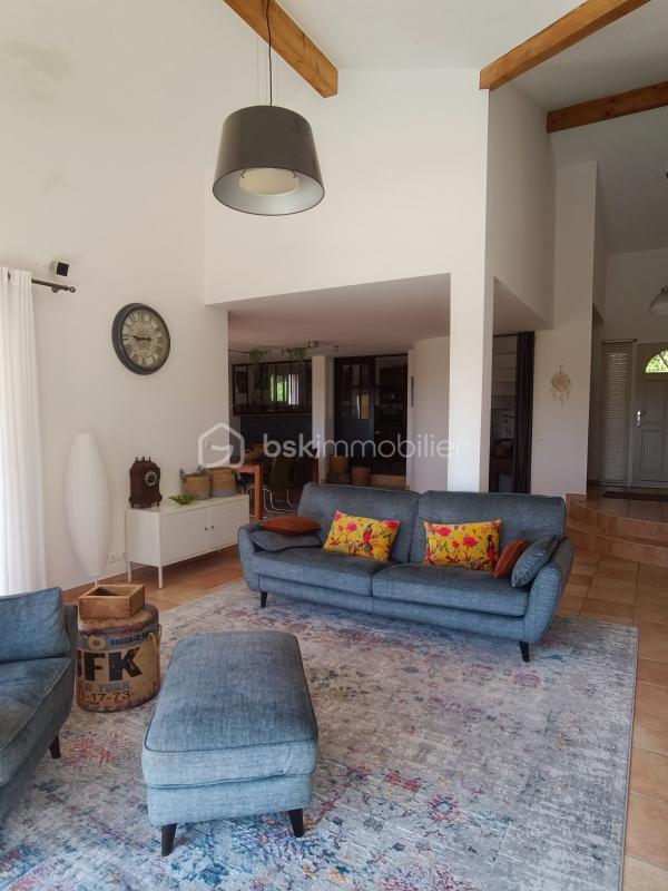 Maison d'architecte - 220 m² - 7 pièces