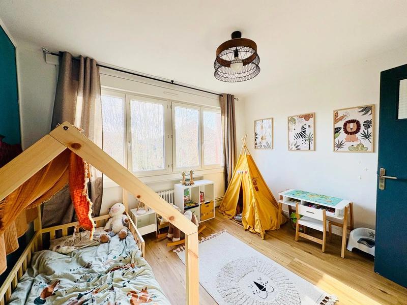 Maison - 85 m² - 4 pièces