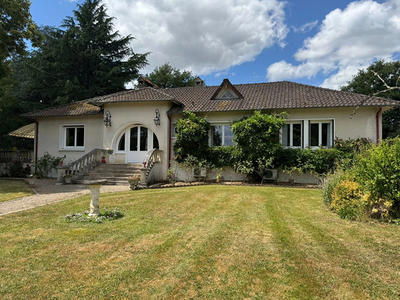 Maison - 165 m² - 6 pièces