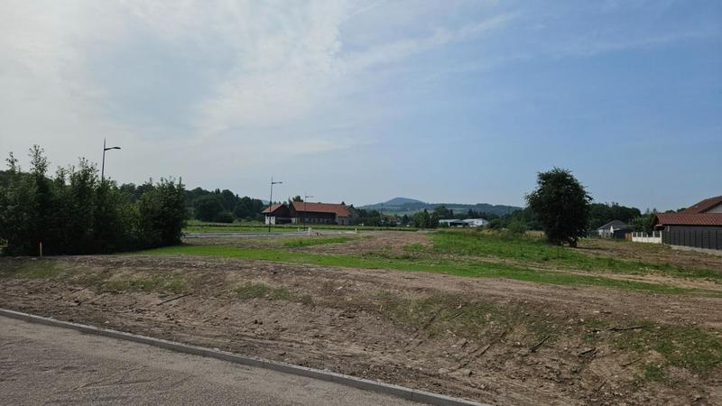 Terrain constructible - 1 445 m²