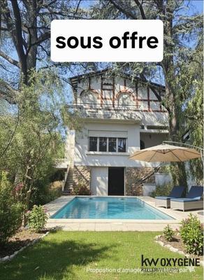 Maison ancienne - 132 m² - 6 pièces