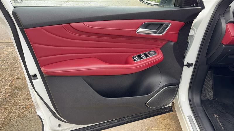 Mg Ehs 1.5 t-Gdi 258 Plug in Hybrid Bva Luxury - Automatique Toit ouvrant