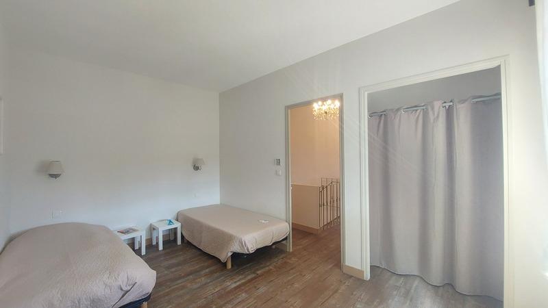 Maison - 150 m² - 7 pièces