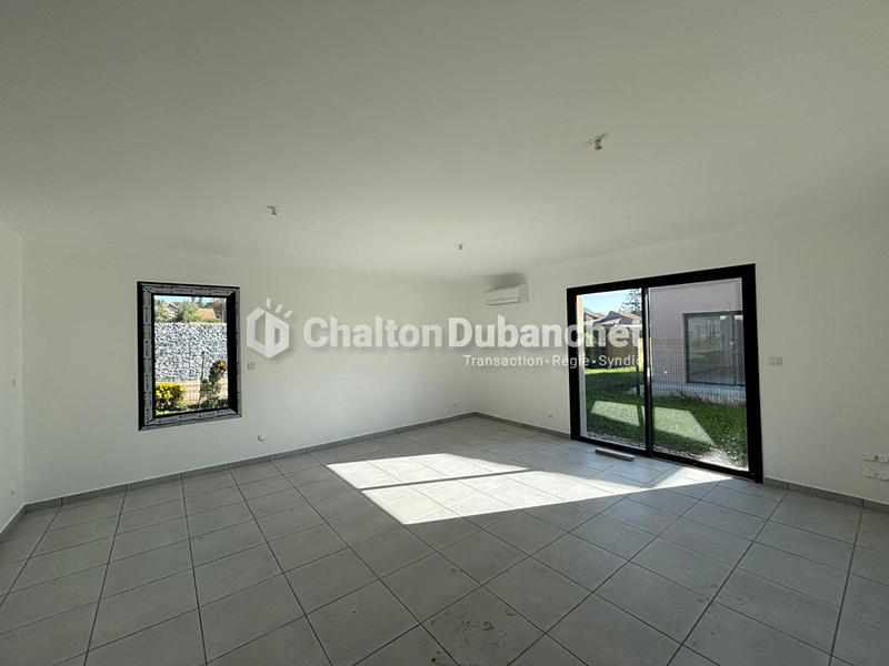 Maison - 94 m² - 5 pièces