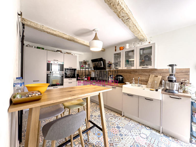 Maison - 182 m² - 7 pièces