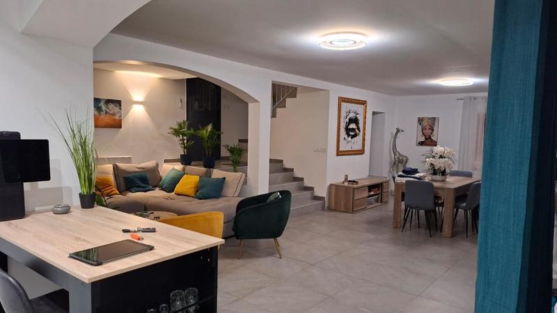 Villa - 159 m² - 7 pièces