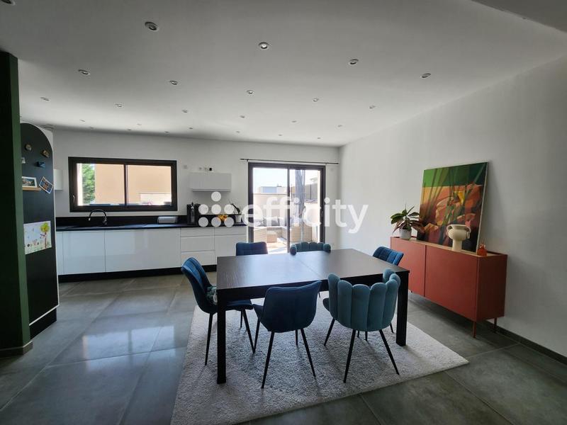 Maison - 115 m² - 5 pièces