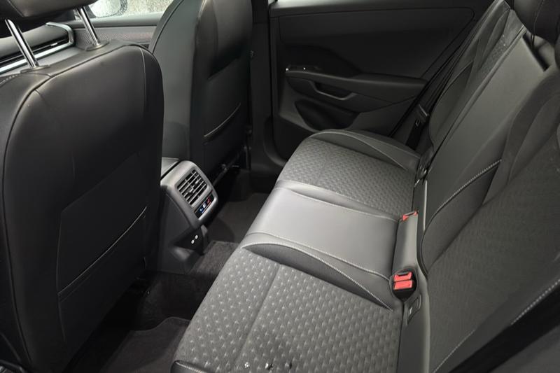 Volkswagen t-Roc Etsi 150 Dsg7 R-Line Plus