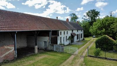 Maison - 238 m² - 7 pièces