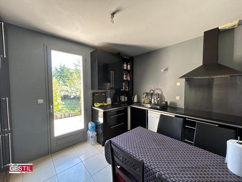 Maison - 110 m² - 6 pièces