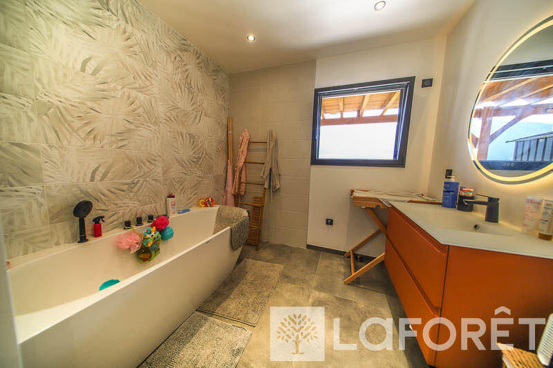 Maison - 131 m² - 5 pièces