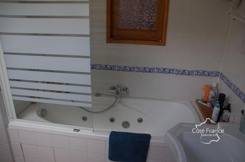 Maison de village - 92 m² - 4 pièces