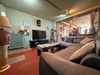 Maison de ville - 239 m² - 10 pièces