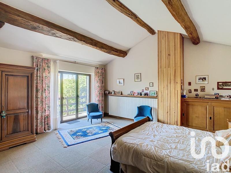 Maison - 357 m² - 2 pièces