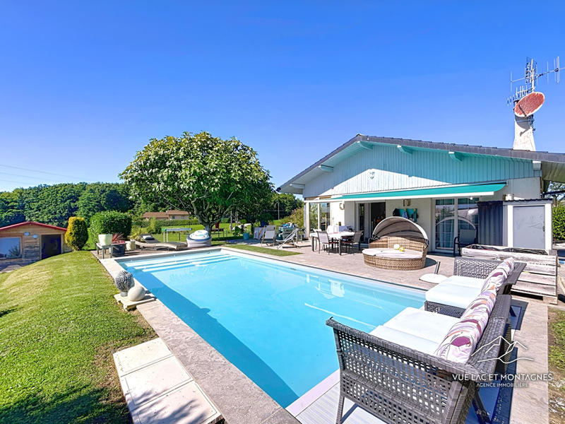 Maison - 95 m² - 3 pièces