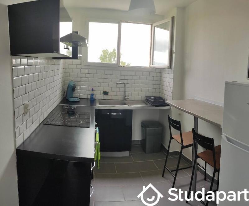 Chambre - 9 m² - 1 pièce