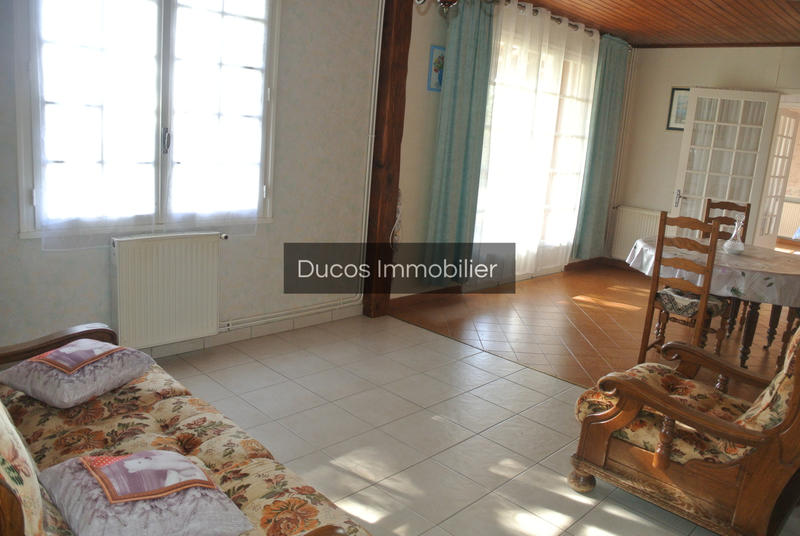 Maison - 223 m² - 9 pièces