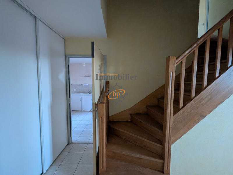 Appartement - 90 m² - 4 pièces